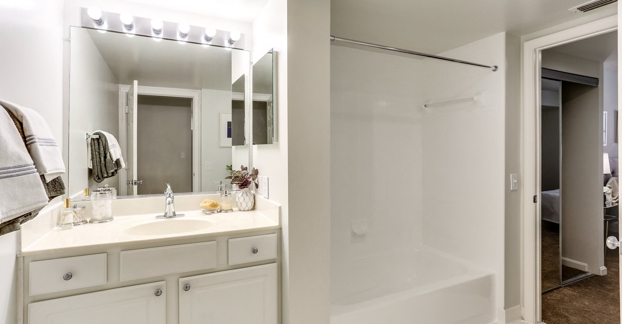 Ballston Place Apartments in Arlington, VA